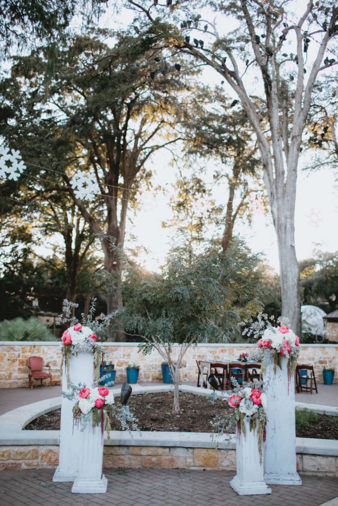 A Summer Flamingo Wedding Affair - Styled Shoot at San Antonio Zoo ...